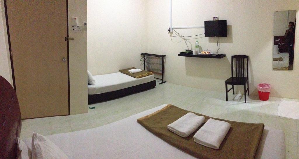 Semarak Beach Inn Dungun Room photo