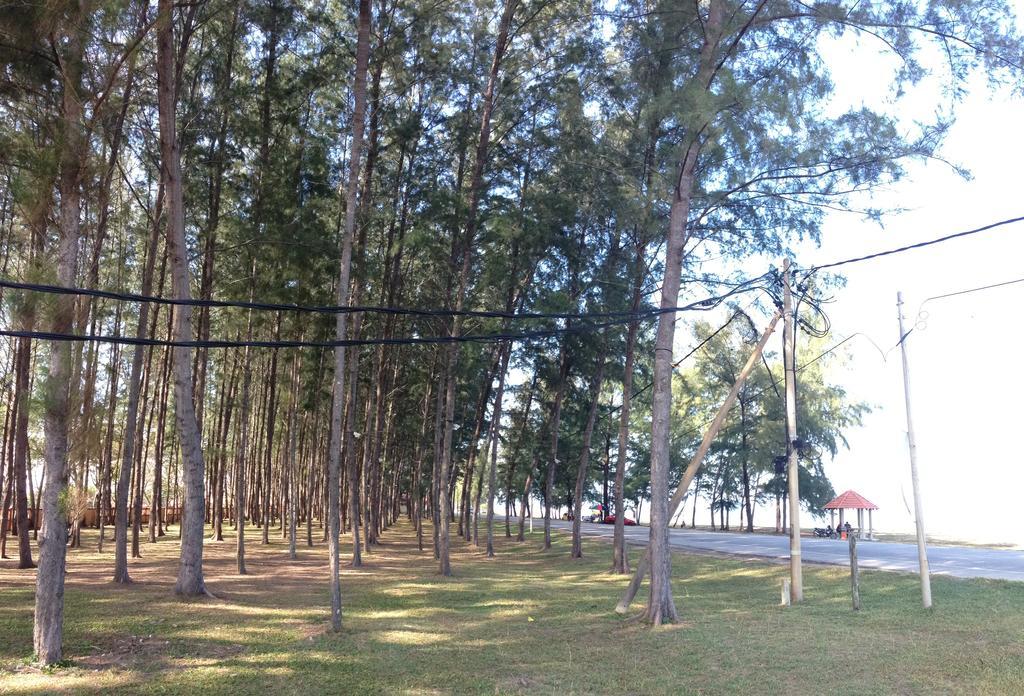 Semarak Beach Inn Dungun Exterior photo