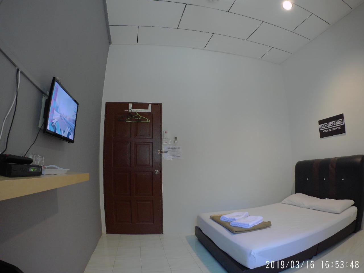 Semarak Beach Inn Dungun Exterior photo